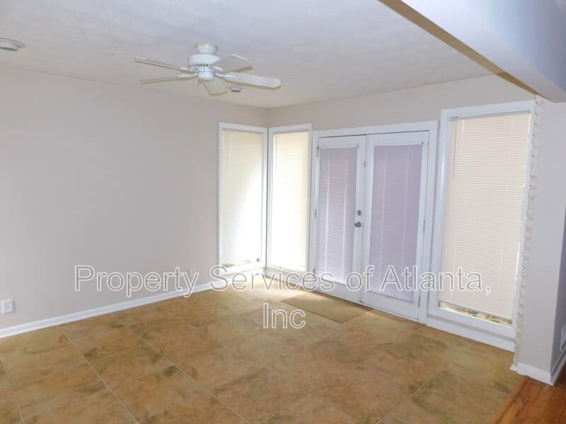 Marietta House: 626 Indian Hills Pkwy