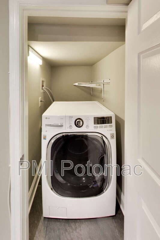 Washington Condo: 1952 Calvert Street Northwest