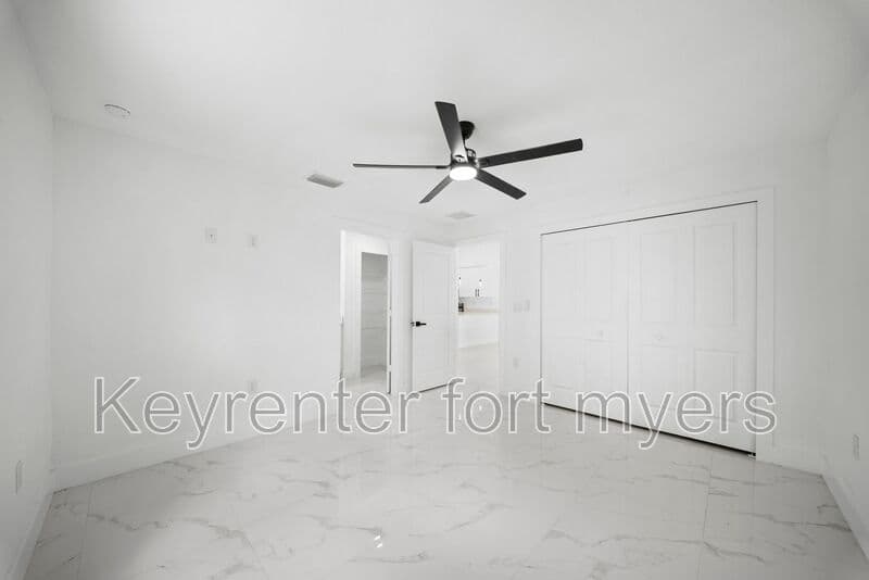 Lehigh Acres House: 668 CHEMSTRAND ST E