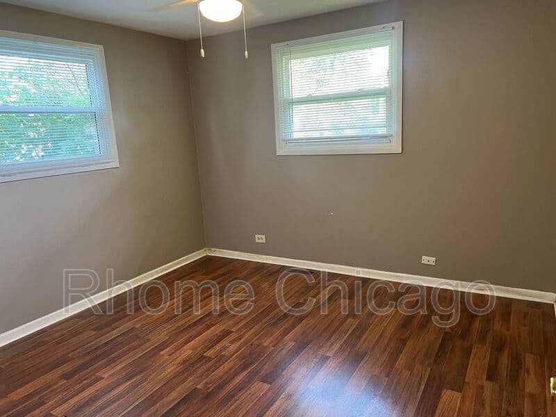 Carol Stream House: 564 Chippewa Trail