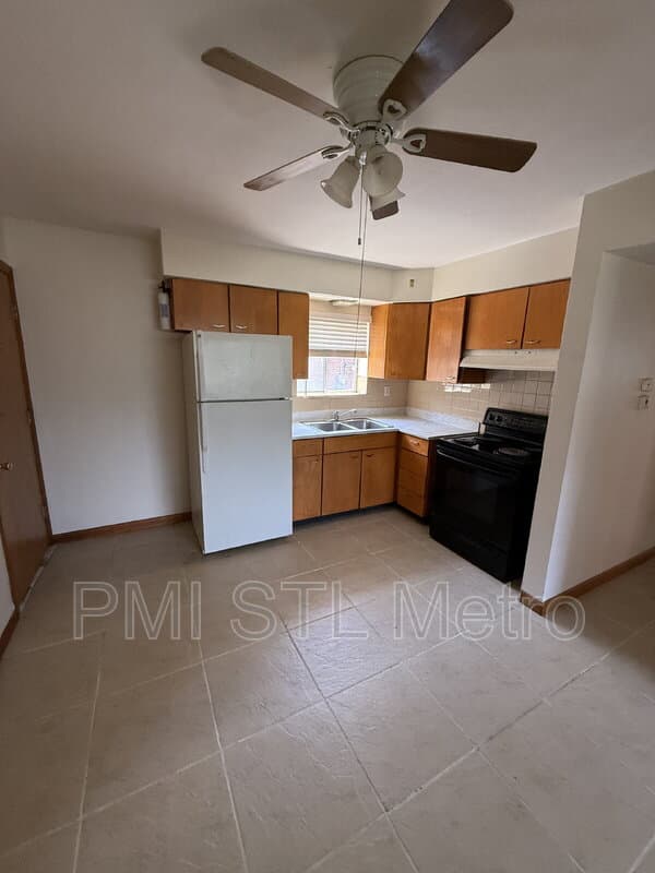 St. Louis Condo: 4838 South Broadway Street Unit B