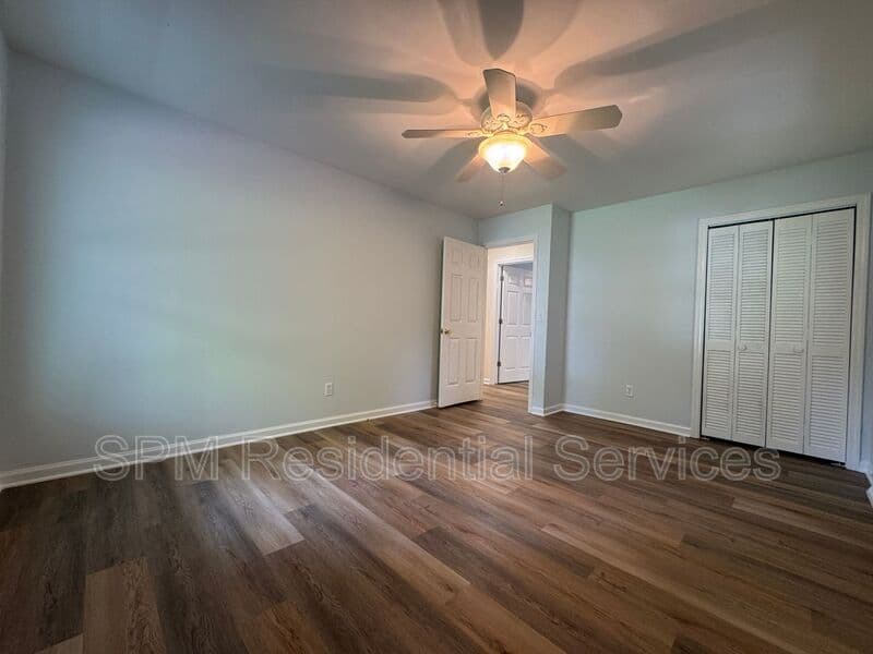 Wilmington House: 542 Aquarius Dr.
