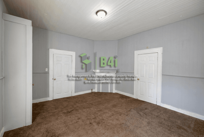 LaGrange House: 114 McGee Street