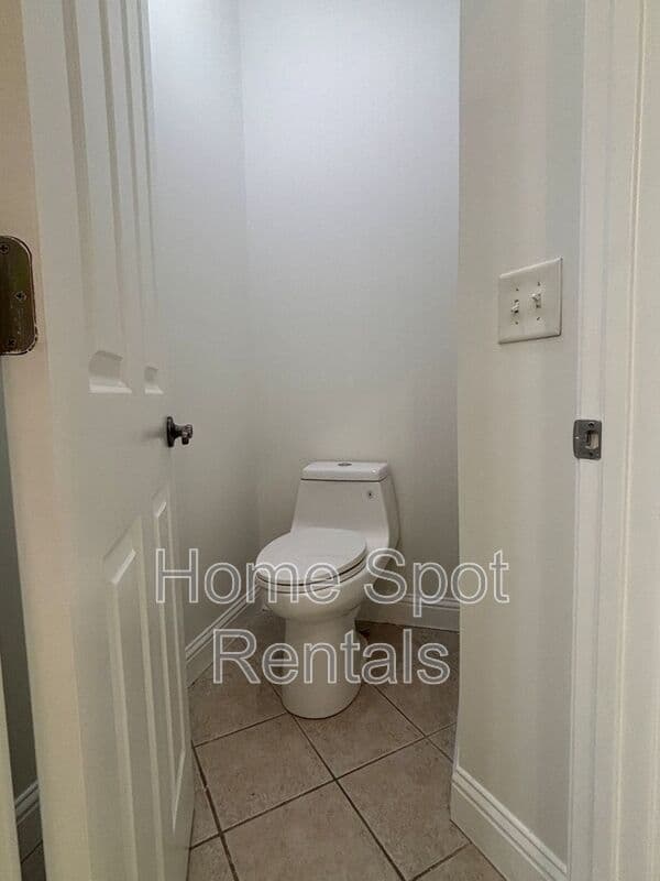 Atlanta House: 2664 Rivers Edge Dr. NE