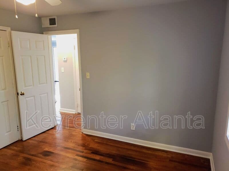 Decatur Condo: 1596 Line Circle