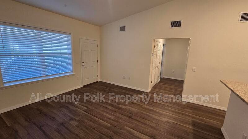 Lakeland Condo: 915 Ariana St.