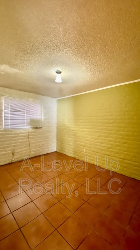 Tucson House: 1101 East 32nd Street