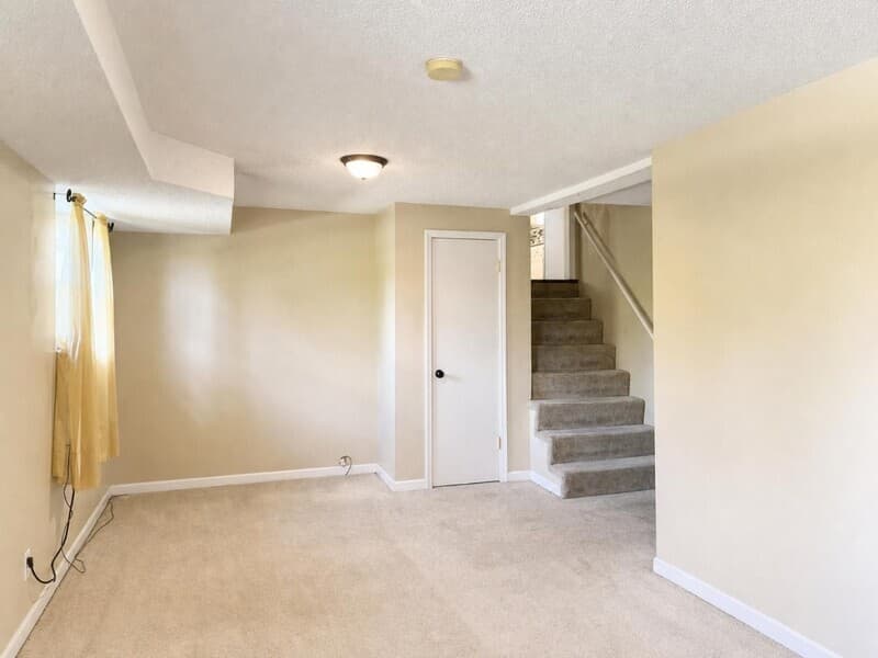 Hixson House: 1606 Lisa Lynn Dr