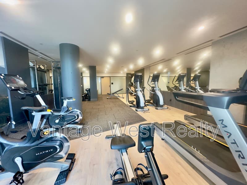 Kelowna Condo: 1108-3300 Lakeshore Rd