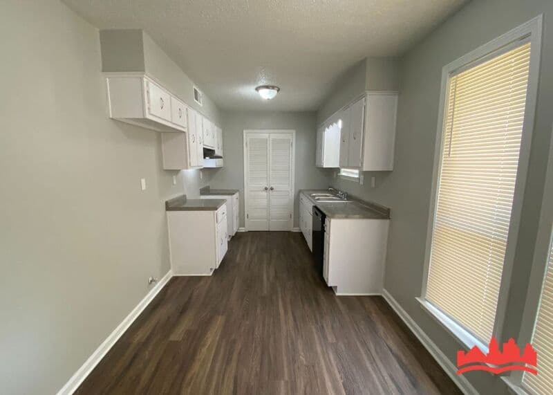 Memphis House: 3834 Cedar Path Dr