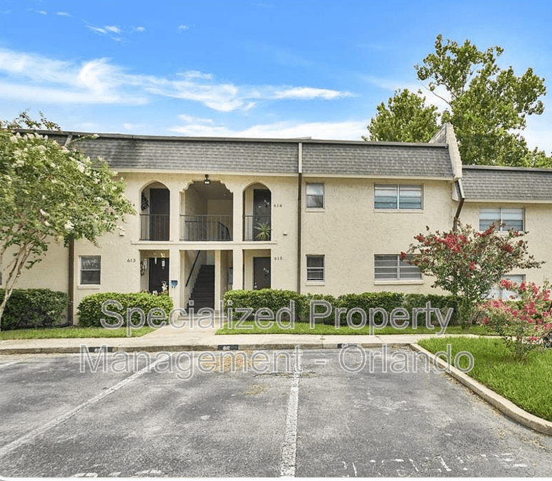 Altamonte Springs Condo: 613 E San Sebastian Ct