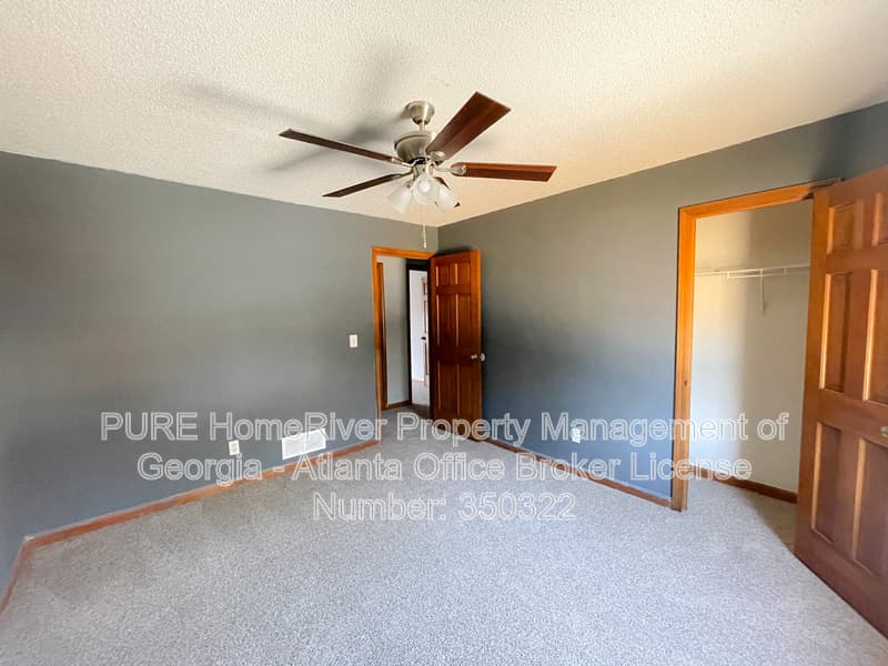 Lawrenceville House: 2280 Castle Royale Dr