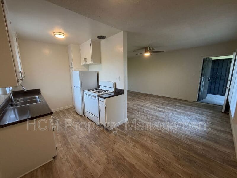 Culver City House: 4714 S. Slauson Ave