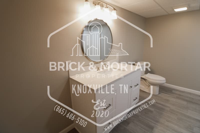 Maryville House: 1731 Lively Road