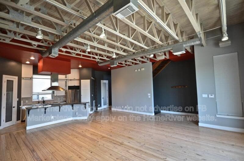 Houston House: 1324 Taft St