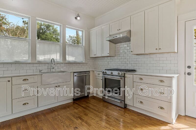 Pensacola House: 904 North 16th Avenue