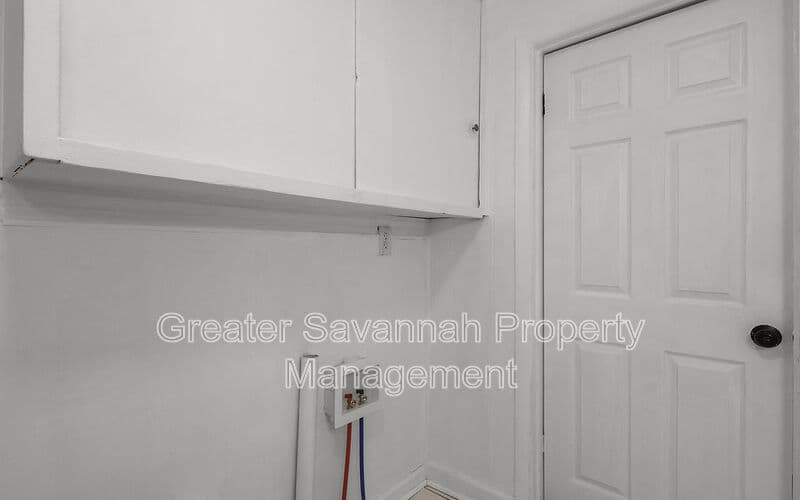 Savannah House: 612 West 42nd Street