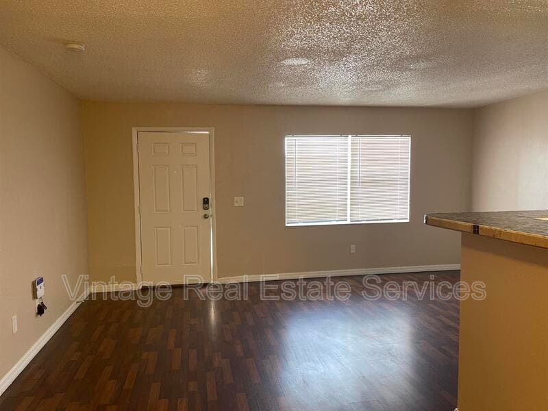 Tampa Condo: 9105 W Hillsborough Ave