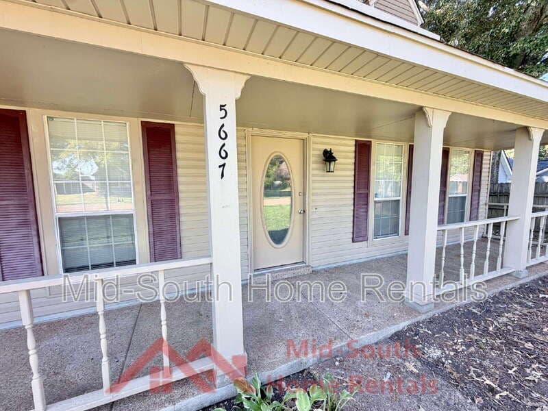 Memphis House: 5667 Crievewood Dr