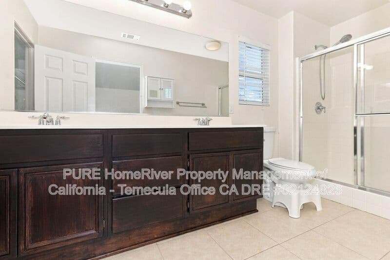 Murrieta House: 31931 Blanca Ct