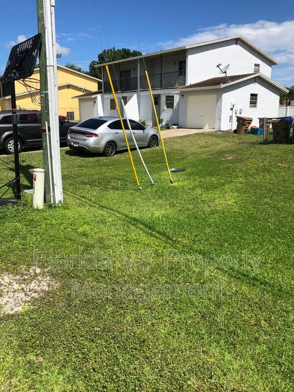 Kissimmee Condo: 800 Lucaya Dr.