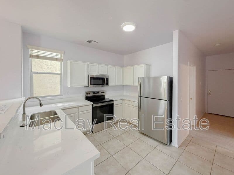 Phoenix House: 5216 W Albeniz Pl