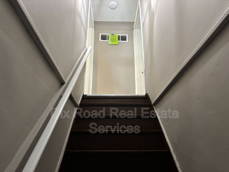 Hamilton House: 1255 Hooven Avenue