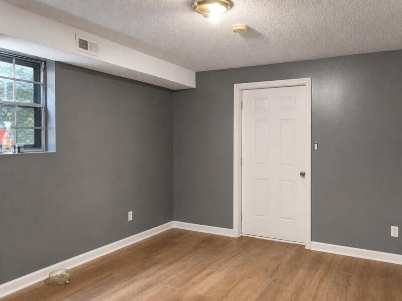 Hixson House: 1606 Lisa Lynn Dr