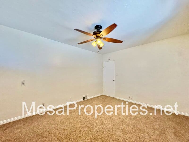La Verne House: 2704 Park Ave
