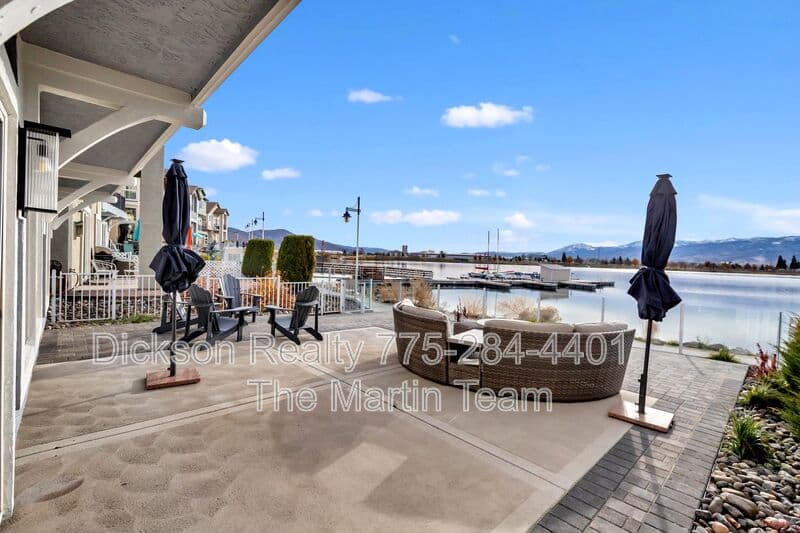 Sparks House: 1165 Harbour Cove Court