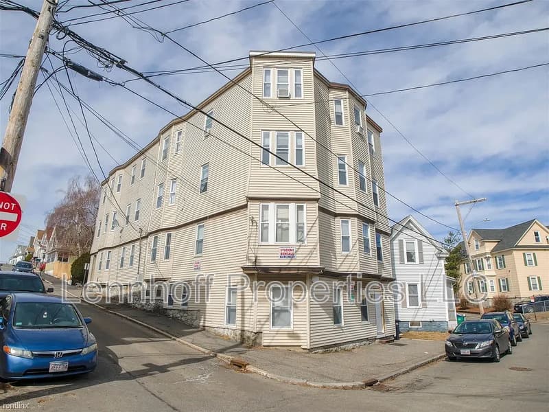 Lowell Condo: 82 Gershom Avenue #7