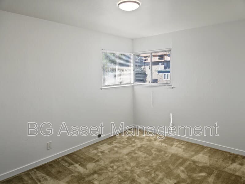 Richmond Condo: 5308 Columbia Ave