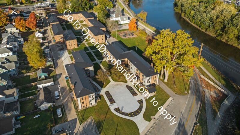 Fort Wayne House: 1823 Griswold Drive F12