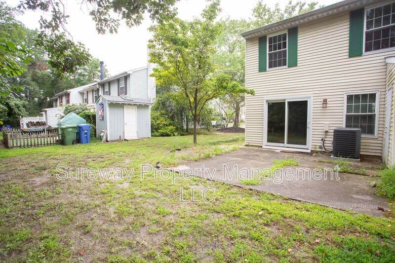 Marlton Townhome: 38 Dorchester Cir