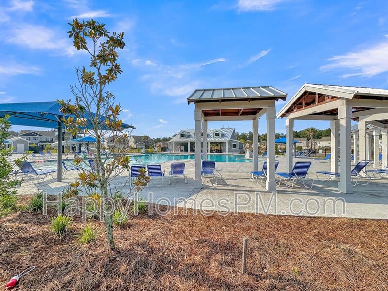 Summerville House: 509 Red Twig Rd