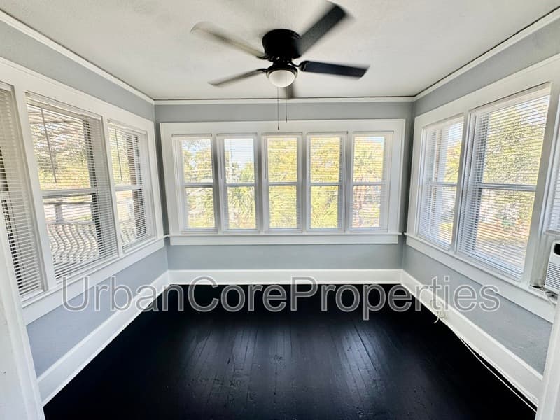 St. Petersburg Condo: 610 5th Ave N