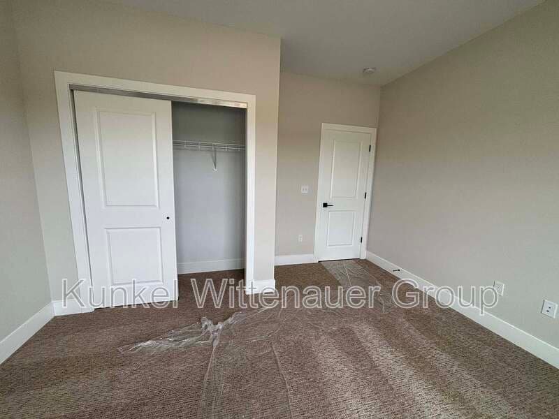 O'Fallon House: 641 Ambrose Drive
