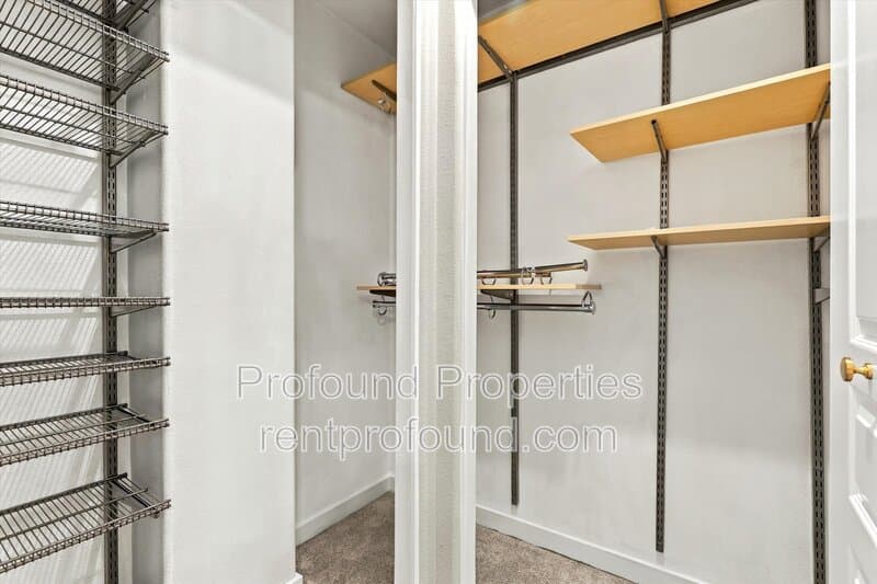 Beaverton Condo: 9542 SW 153rd Avenue