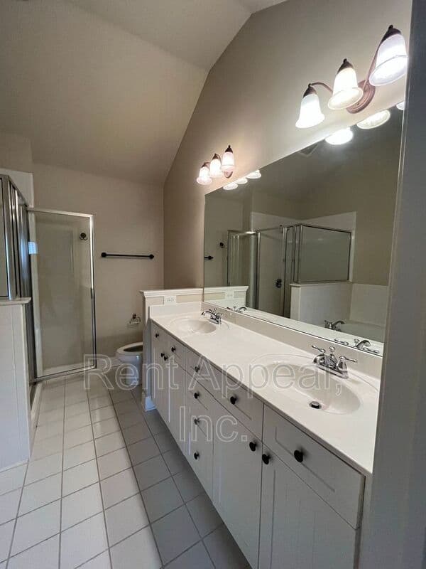 Alpharetta House: 4863 Carre Way