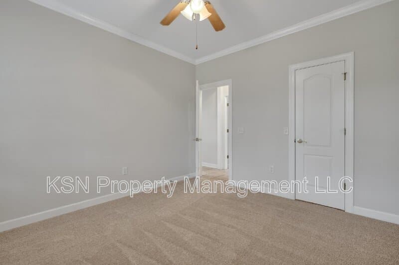Savannah House: 5 Southernwood Place