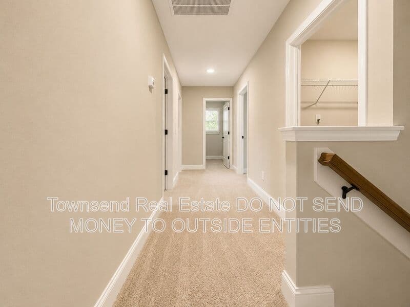Stedman House: 621 Blawell Circle