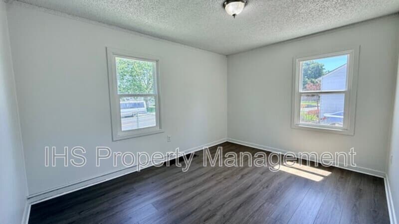 Richland Condo: 1209 Stevens Dr.