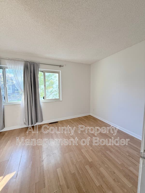 Boulder Townhome: 790 W Moorhead Circle