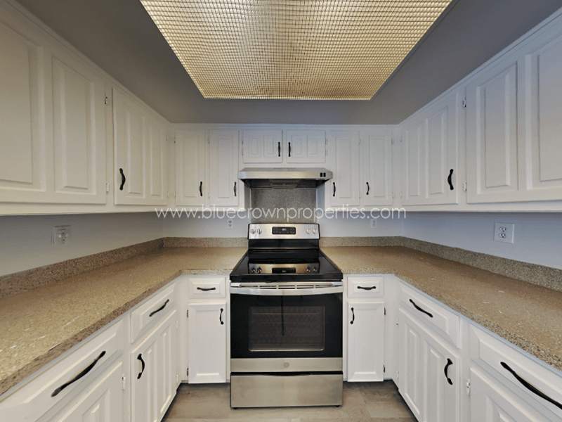 Plano Condo: 1804 Bristol Cove
