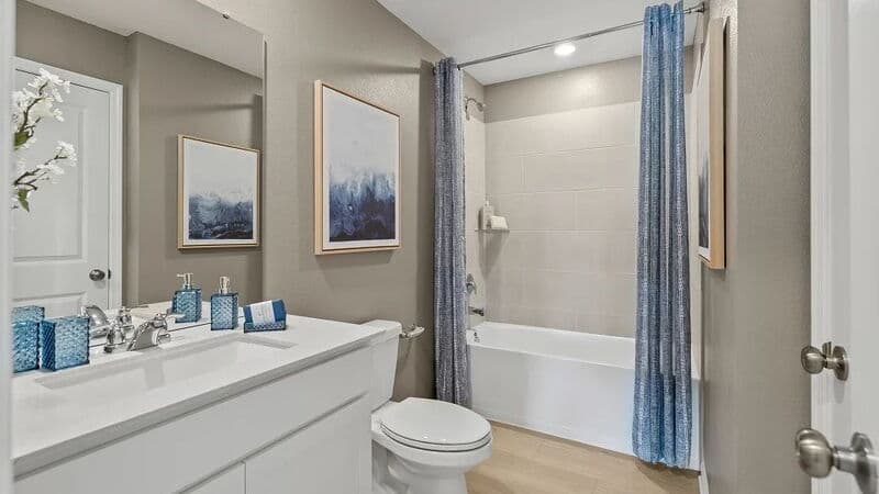 Minneola House: 3038 Granite Rdg Ave