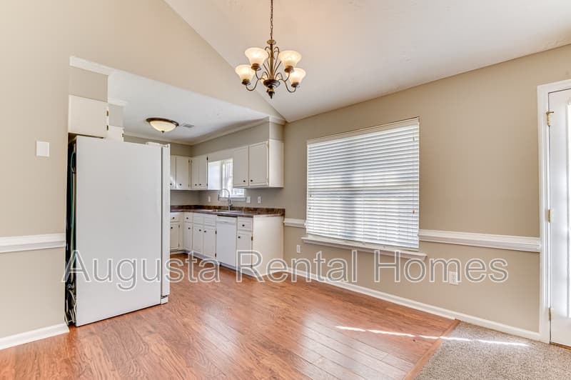 Grovetown House: 223 Taylor Circle