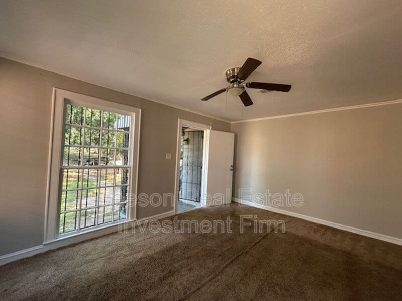 Shreveport House: 3603 Darien St