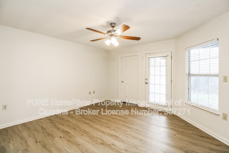 High Point Condo: 2630 Ingleside Dr