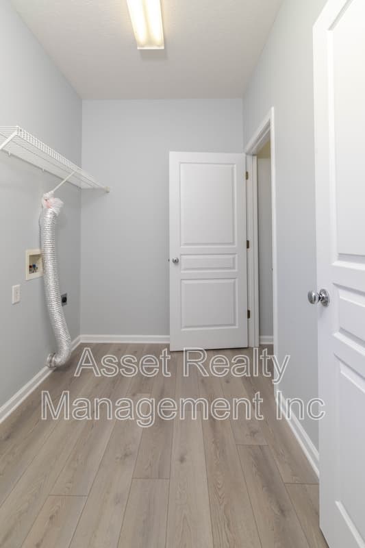 Knoxville House: 1217 Dreamview Lane
