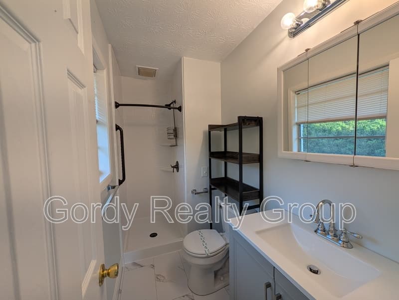 Marianna House: 2994 Madison Street